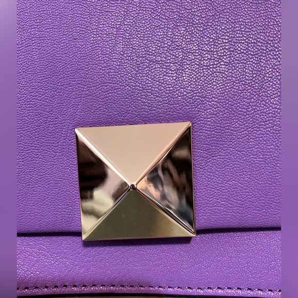 Kate Spade ♠️ Purple Leather Chain Link Crossbody (6.5"'×9"x3") EUC - Picture 6 of 14